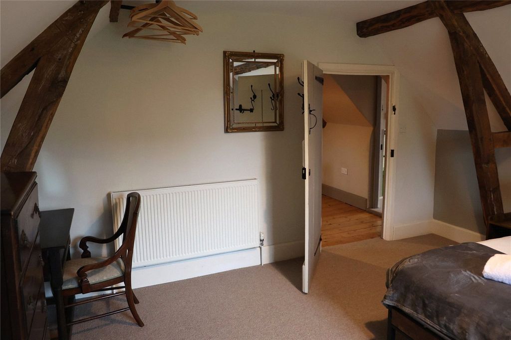 Additional image 33 of 11 bed detached house to rentGoring Heath, Reading RG8