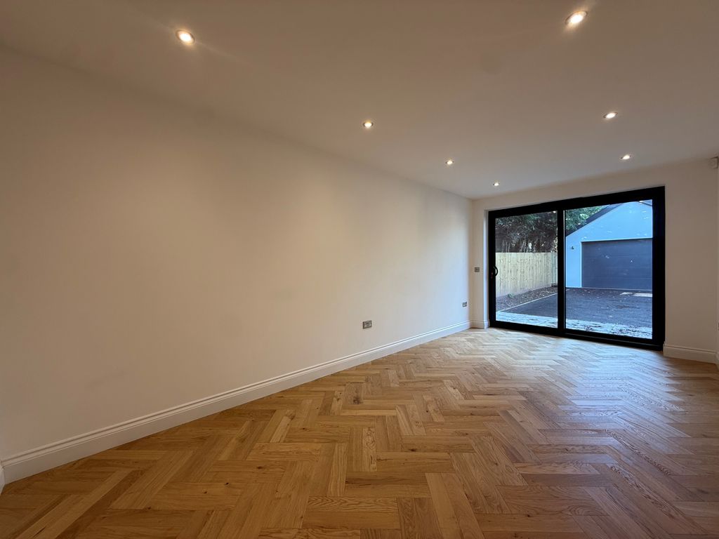 Additional image 11 of 5 bed detached house to rentOld Rydon Lane, Exeter EX2