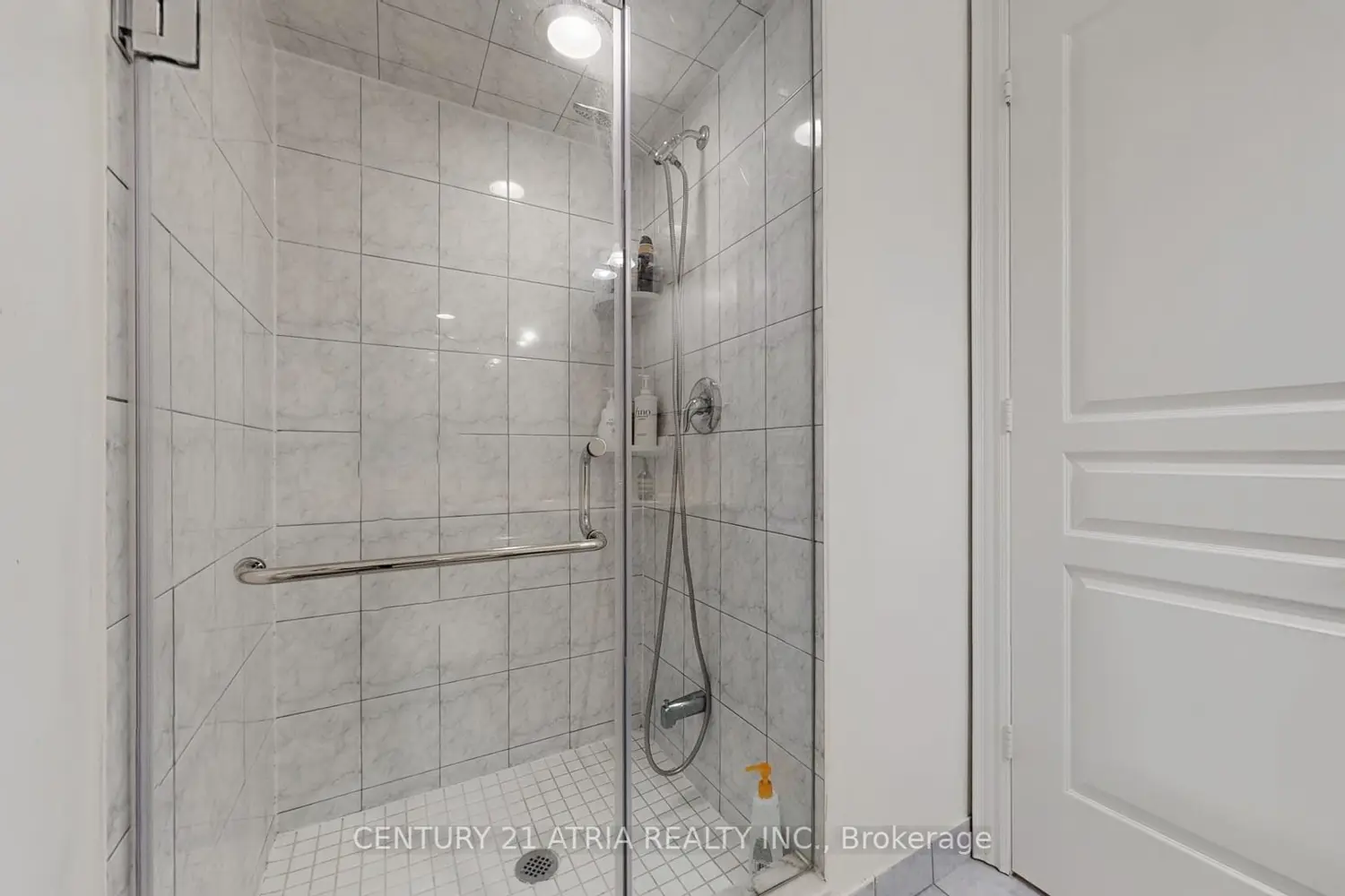 Additional image 12 of 8 Mckee Avenue 802