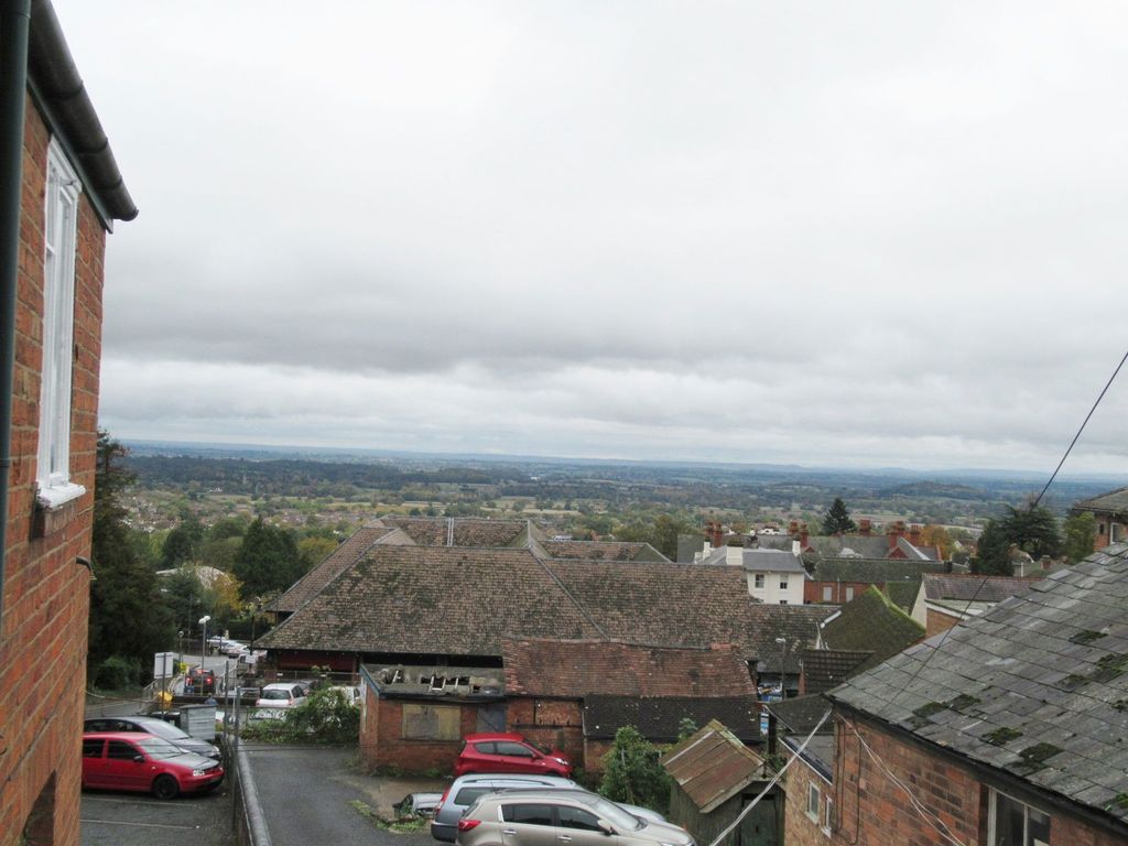Additional image 6 of 2 bed flat to rent3 Church Street, Malvern WR14
