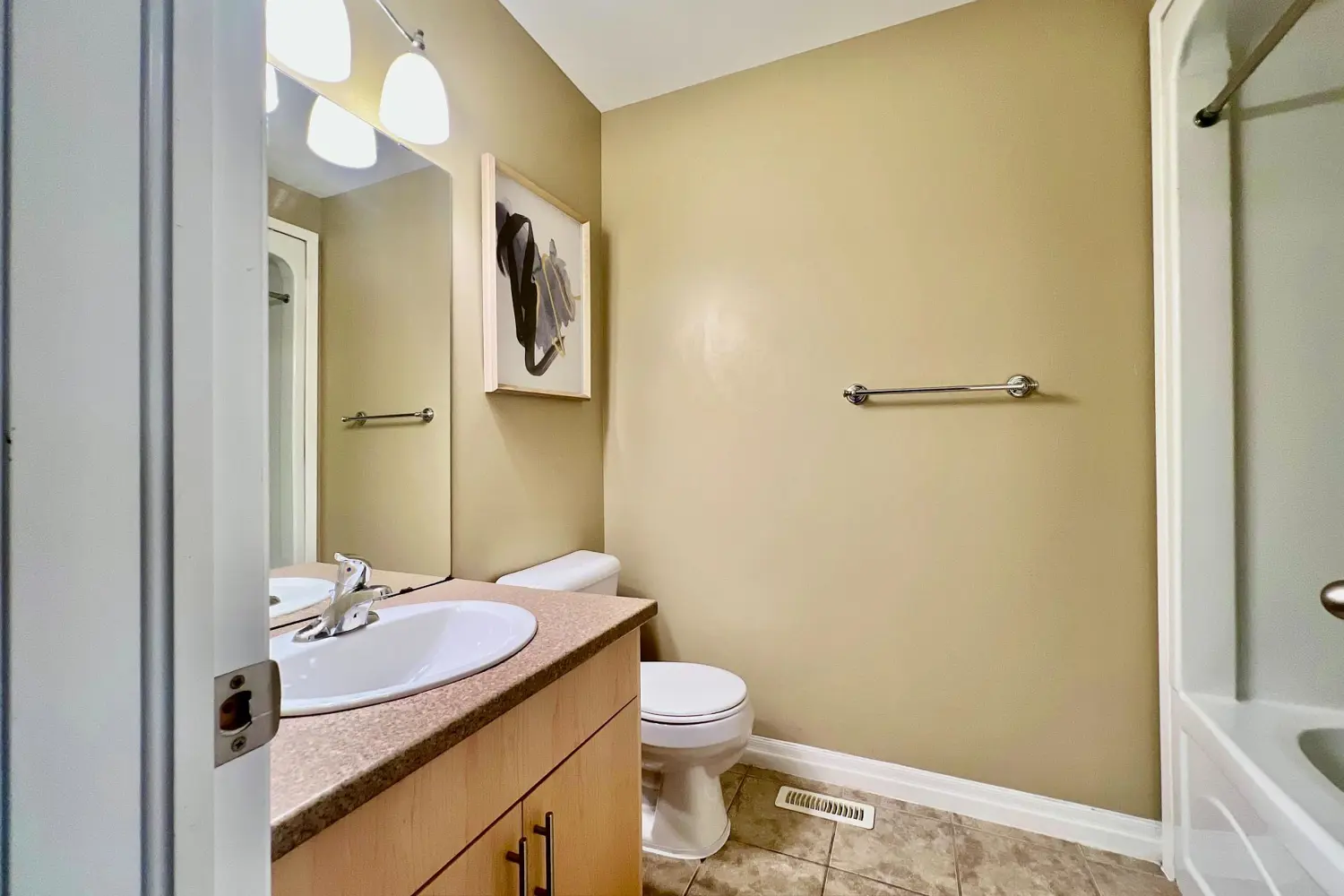 Additional image 11 of 112 North Centre Road 45