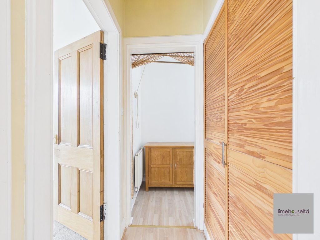 Additional image 8 of 3 bed flat to rentHigh Street, Biggar ML12