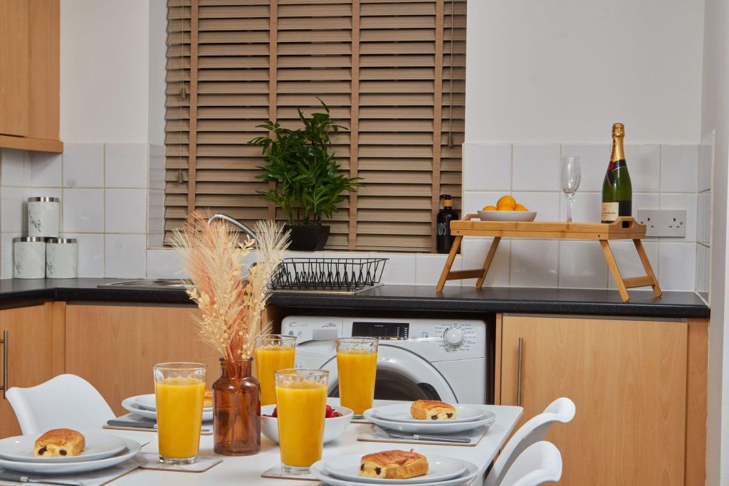 Additional image 6 of 2 bed maisonette to rentSaint Michael's Lane, Leeds LS6