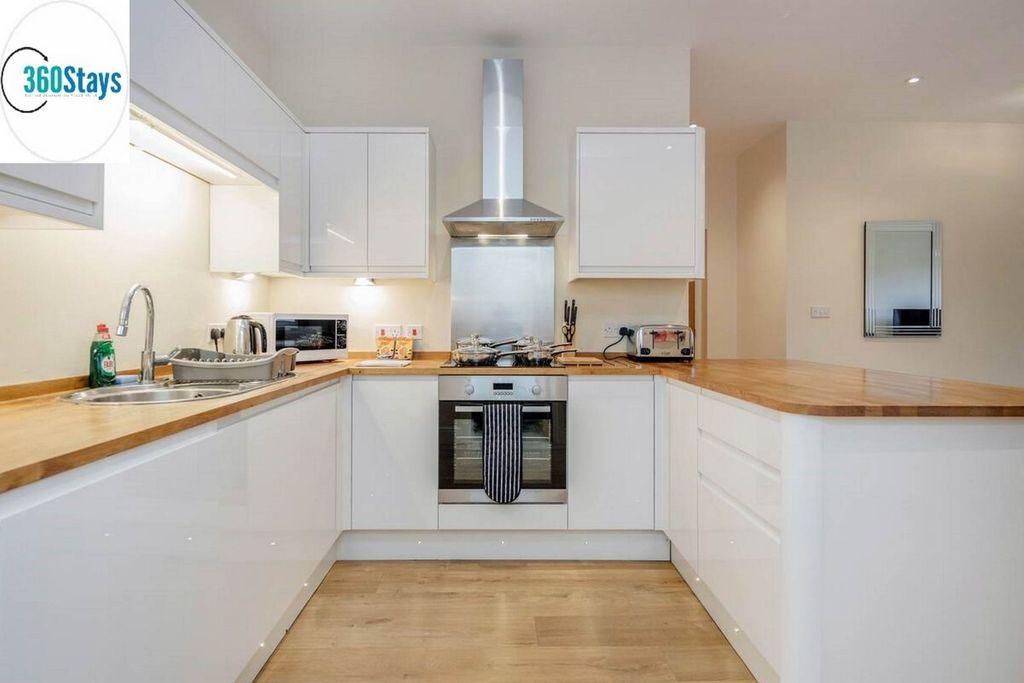Additional image 32 of 2 bed flat to rentQueen Street, Maidenhead SL6