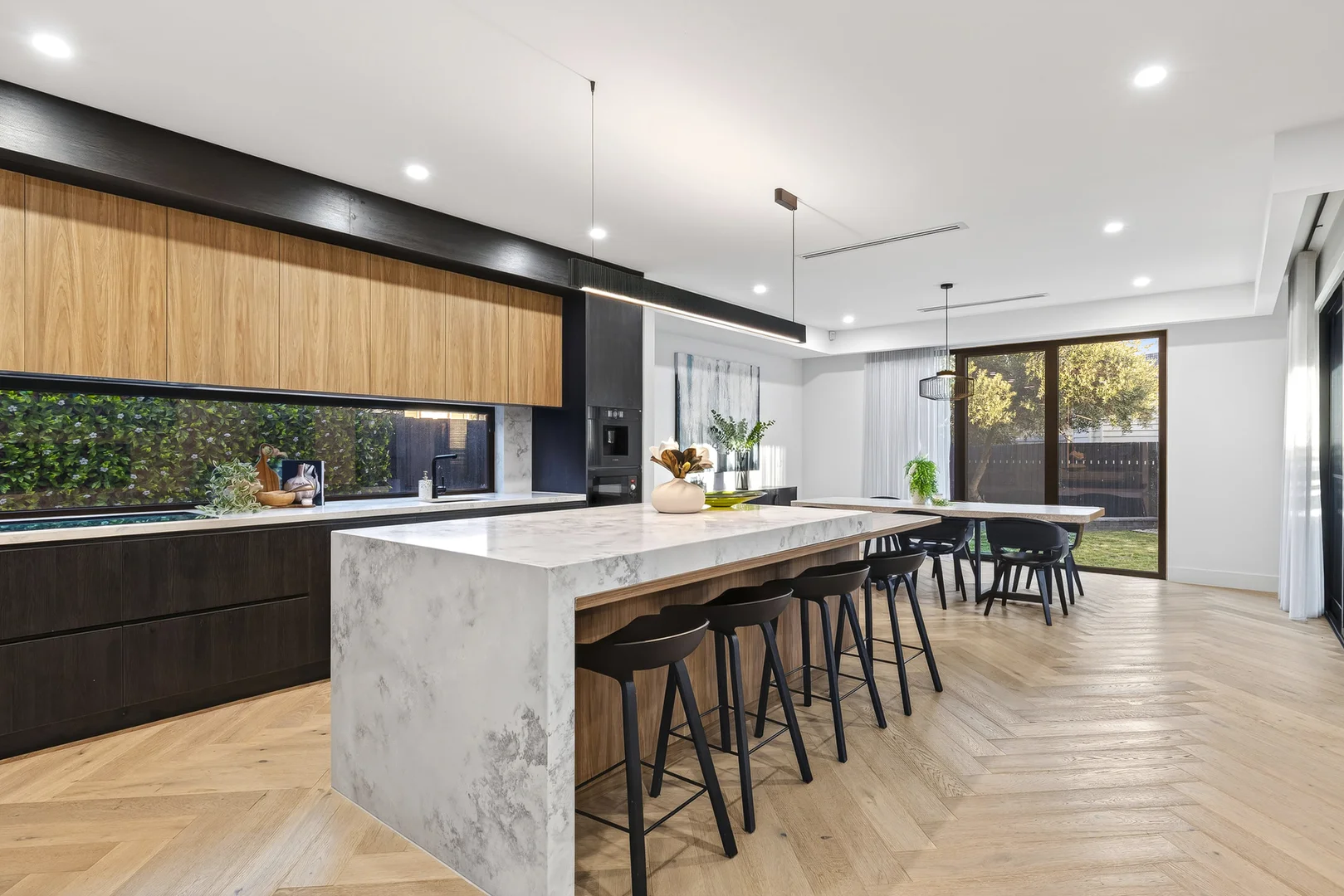 Additional image 4 of 52 Haughton Road, Oakleigh VIC 3166