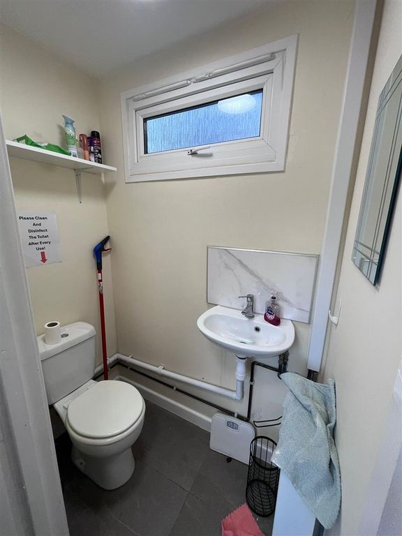 Additional image 4 of 3 bed terraced house to rentWestbourne, Telford TF7