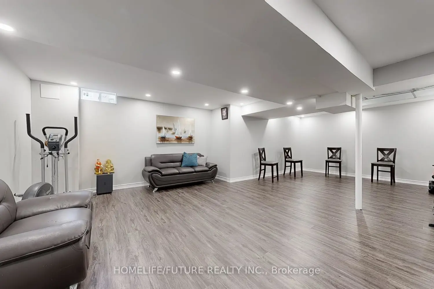 Additional image 18 of 153 Jonas Millway