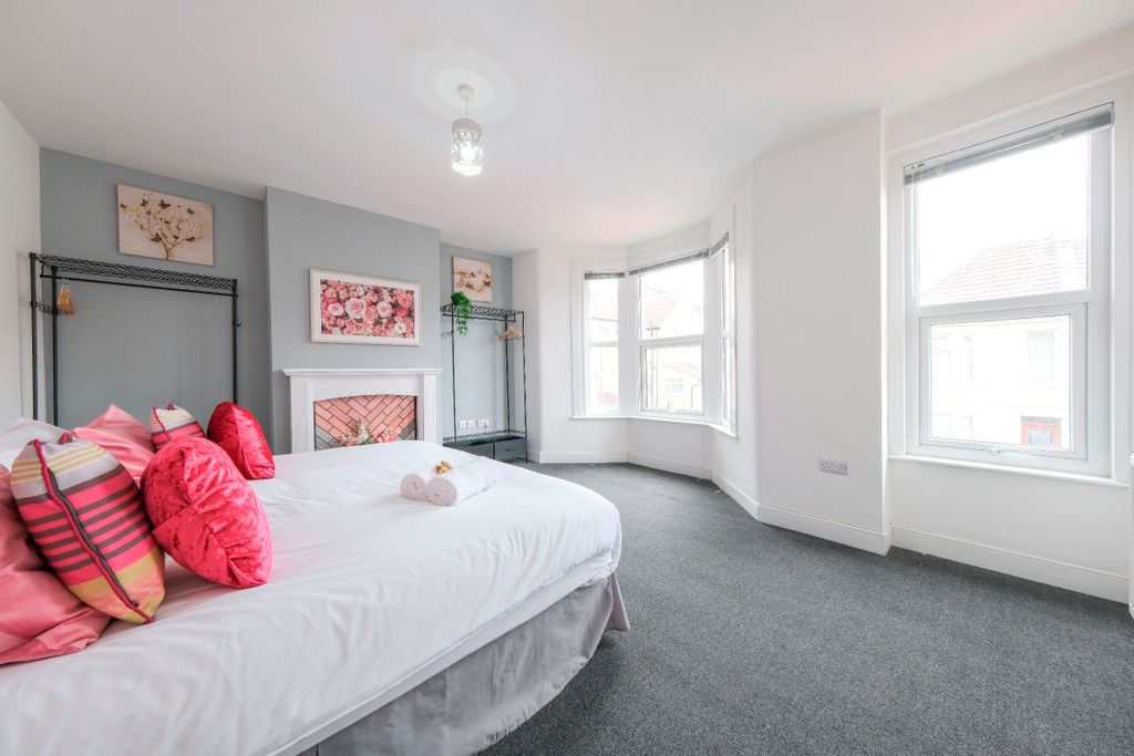 Additional image 10 of 5 bed semi-detached house to rentDouglas Road, Horfield, Bristol BS7