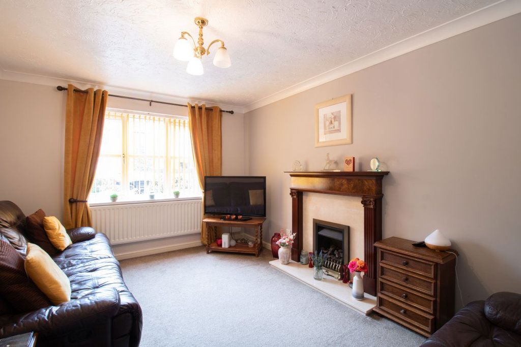 Additional image 4 of 4 bed property to rent14 Coed Gelli Park, Cwmgelli, Blackwood NP12