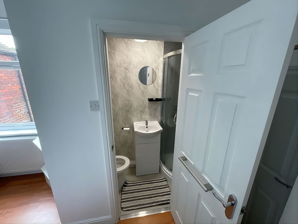Additional image 6 of 4 bed terraced house to rentMellard Street, Newcastle ST5