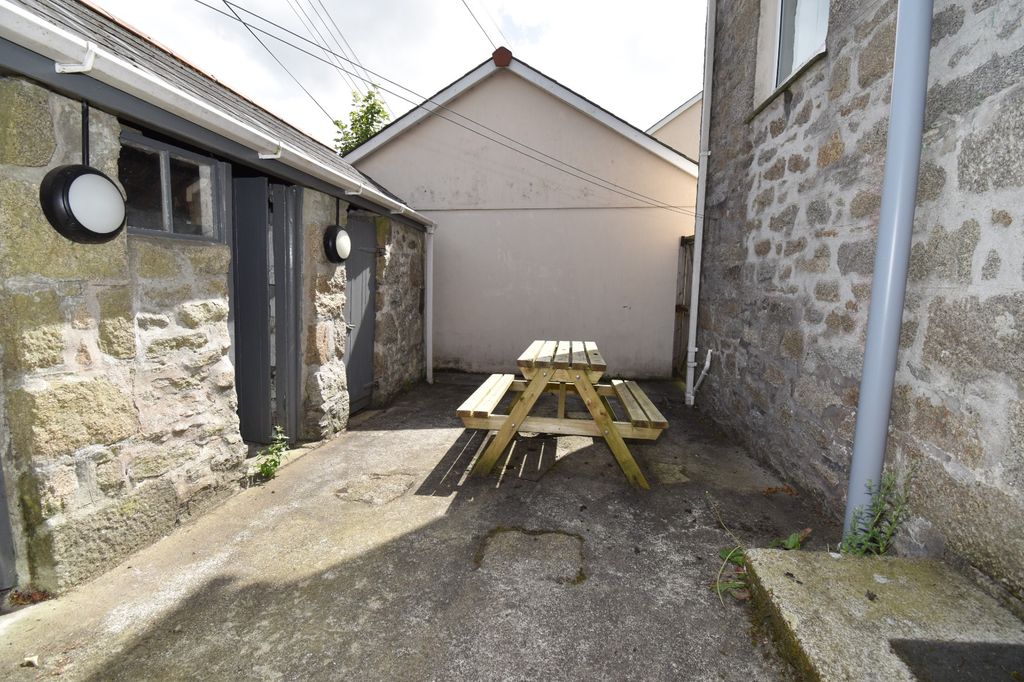 Additional image 4 of 5 bed detached house to rentAntron Hill, Penryn TR10