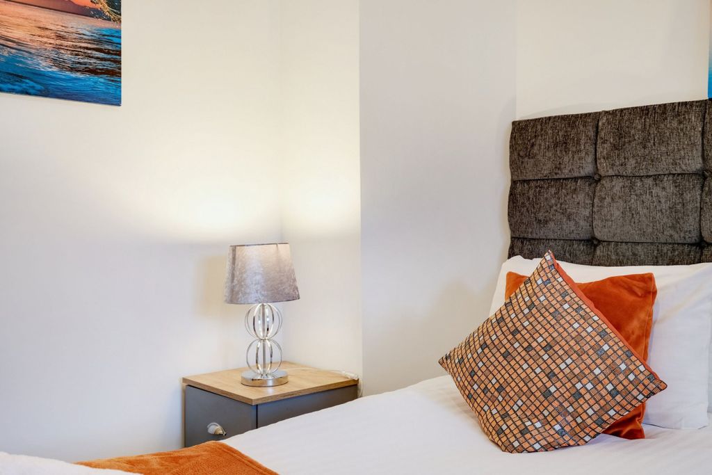 Additional image 19 of 2 bed flat to rentEaston Street, High Wycombe HP11
