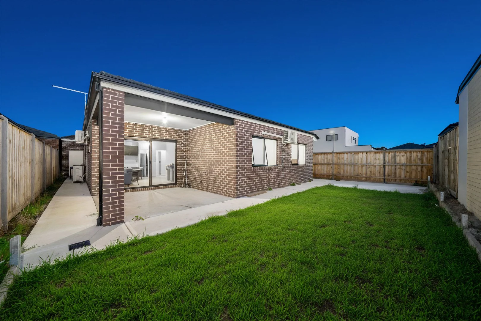 Additional image 17 of 8 Scone Street, Cranbourne East VIC 3977