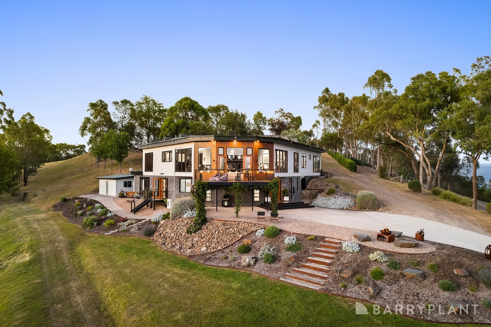 1251 Skyline Road, Christmas Hills VIC 3775
