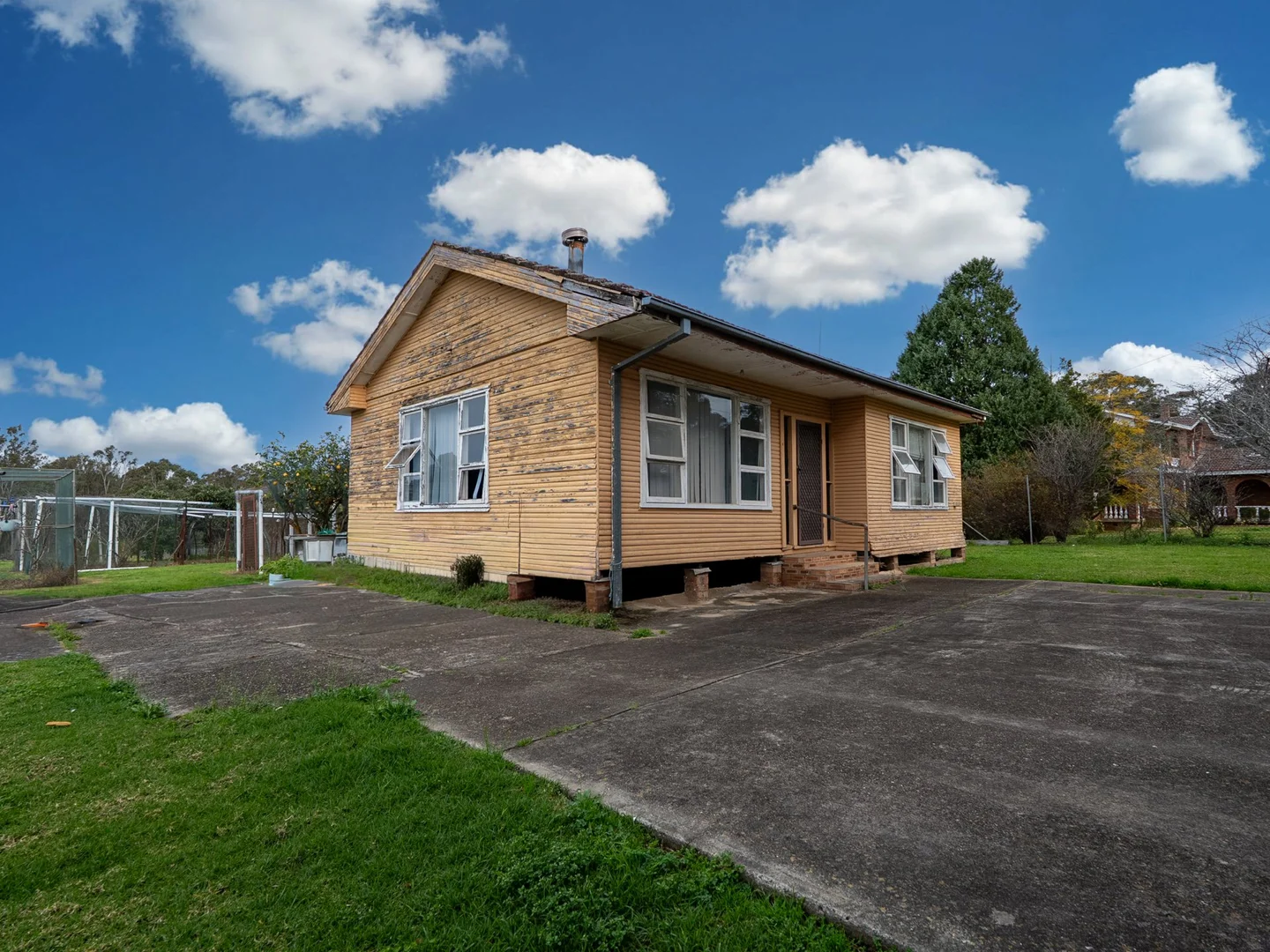 Additional image 15 of 19 Eagleview Road, Minto NSW 2566