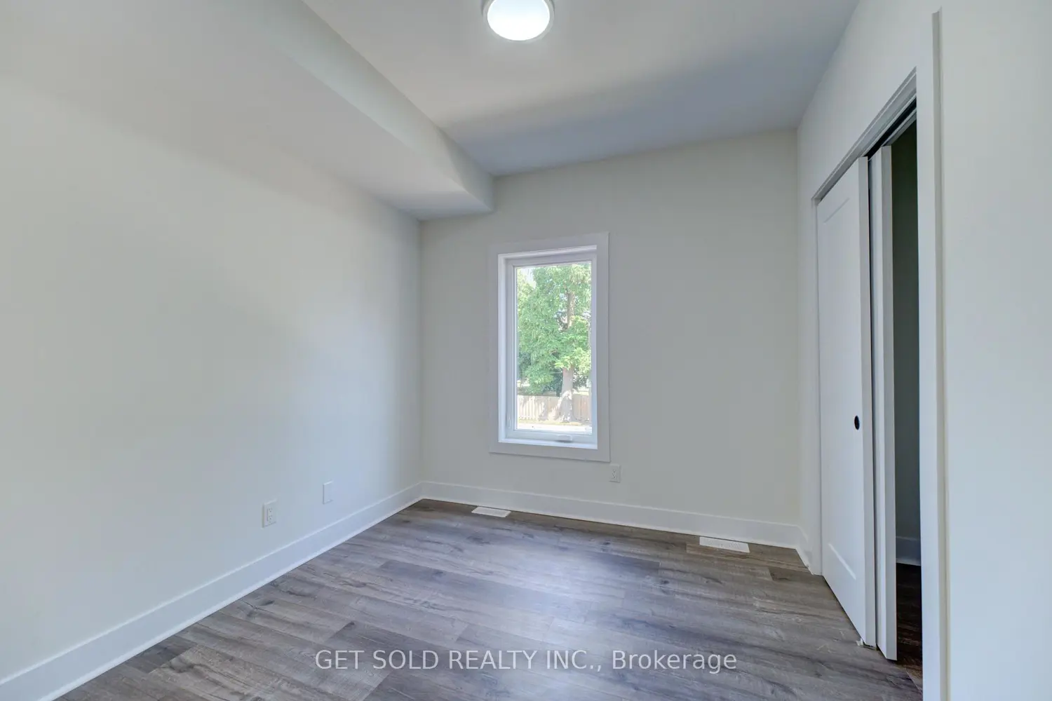 Additional image 11 of 6701 Thorold Stone Road 8