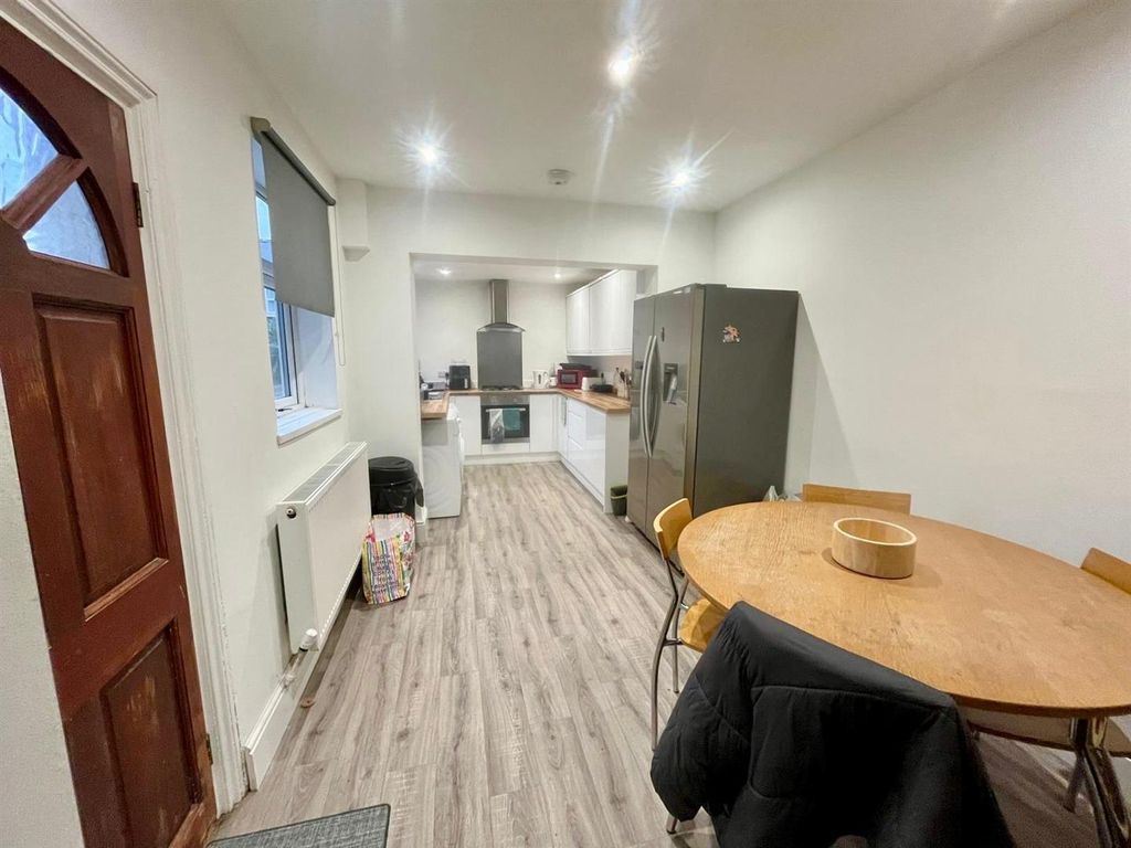 4 bed shared accommodation to rentWild Street, Derby DE1 photo 3