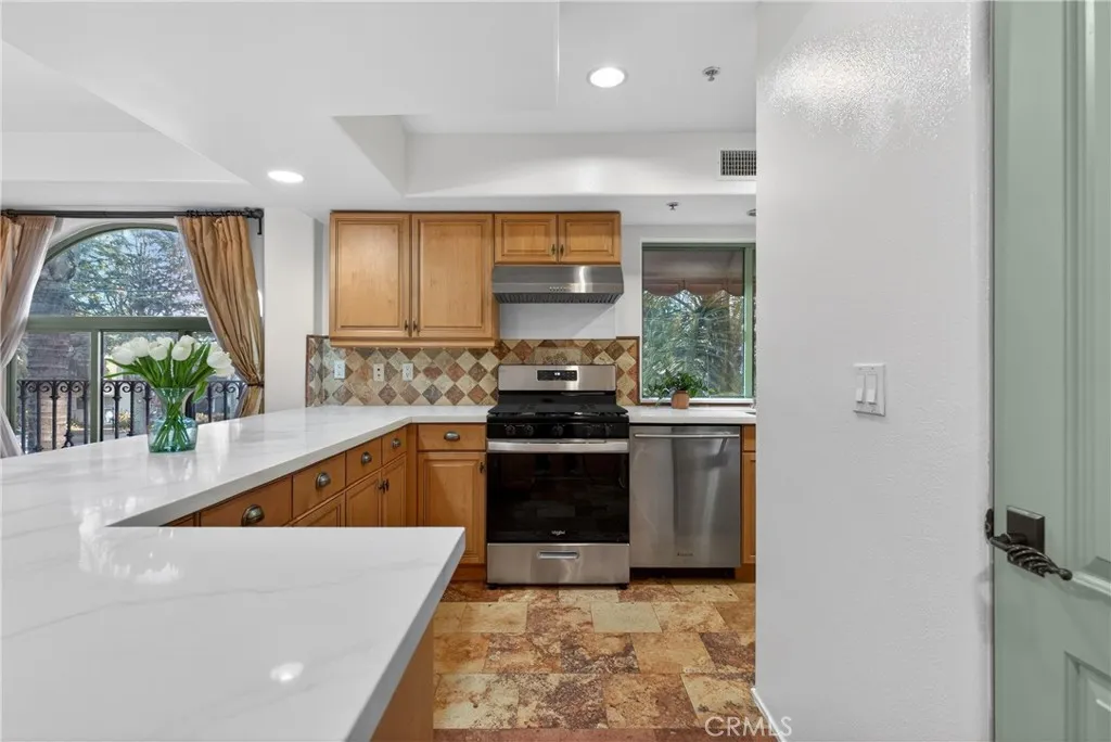 Additional image 85 of 4301 Los Feliz Blvd Unit 12, Los Angeles, CA 90027