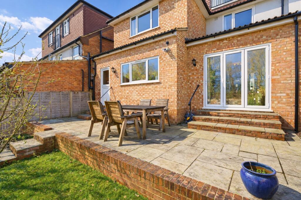 Additional image 25 of Pemberton Close, St. Albans, Hertfordshire, AL1