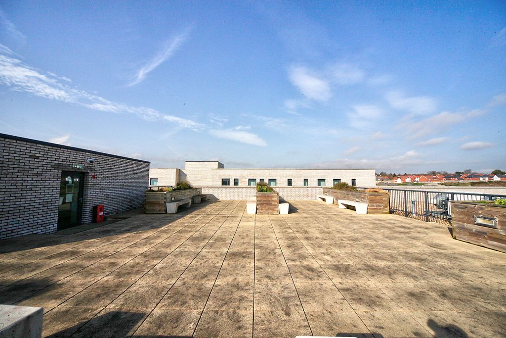 Additional image 6 of 2 bed flat to rentViva Court, Kimpton Road, Luton LU2