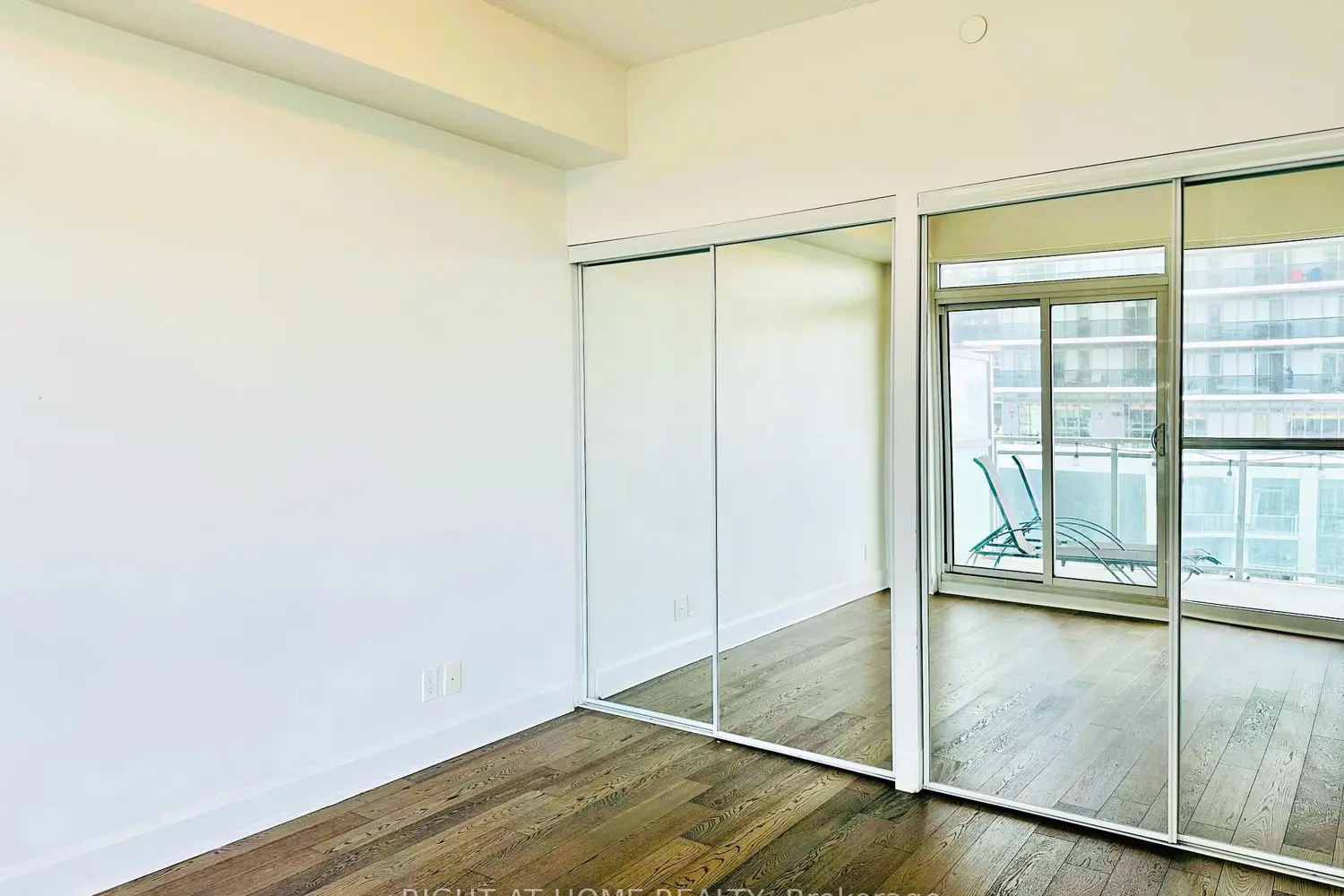 Additional image 13 of 33 Shore Breeze Drive 504