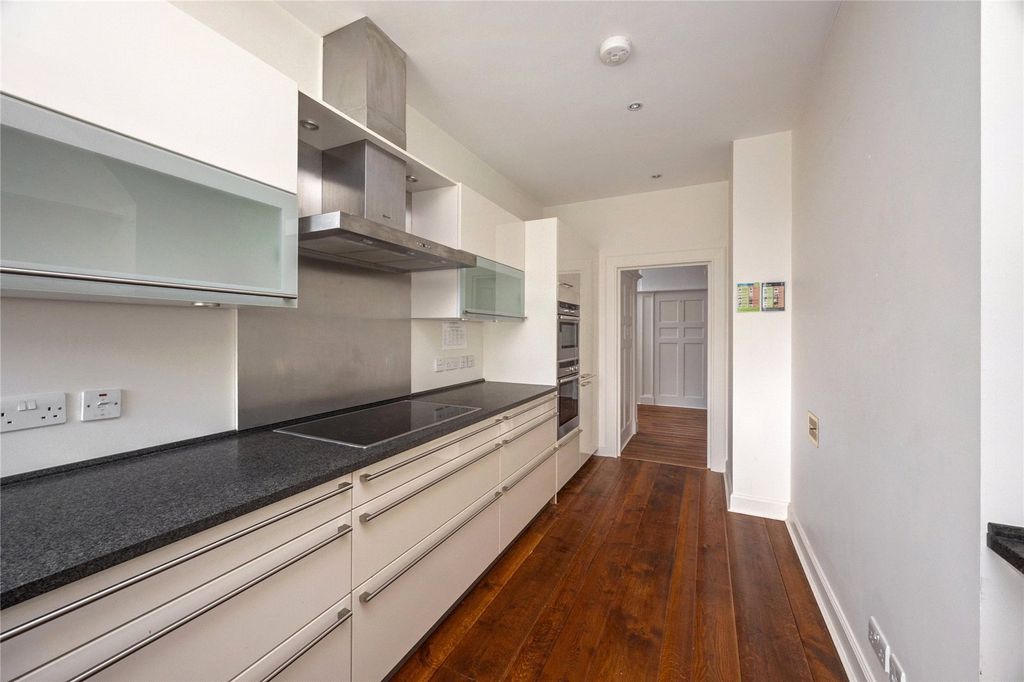 Additional image 5 of 2 bed flat to rentBrantridge Lane, Balcombe, Haywards Heath, West Sussex RH17