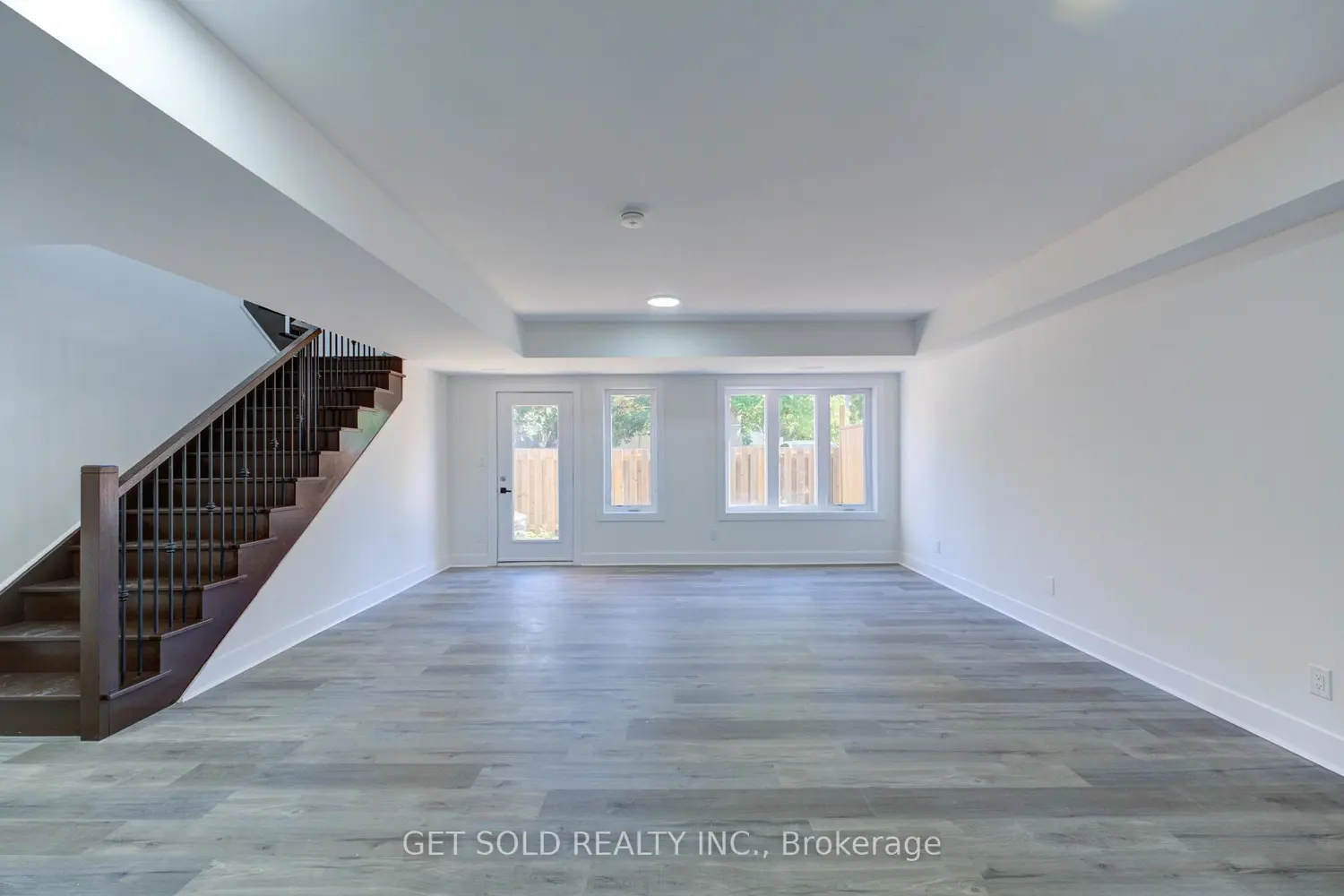 Additional image 3 of 6701 Thorold Stone Road 7