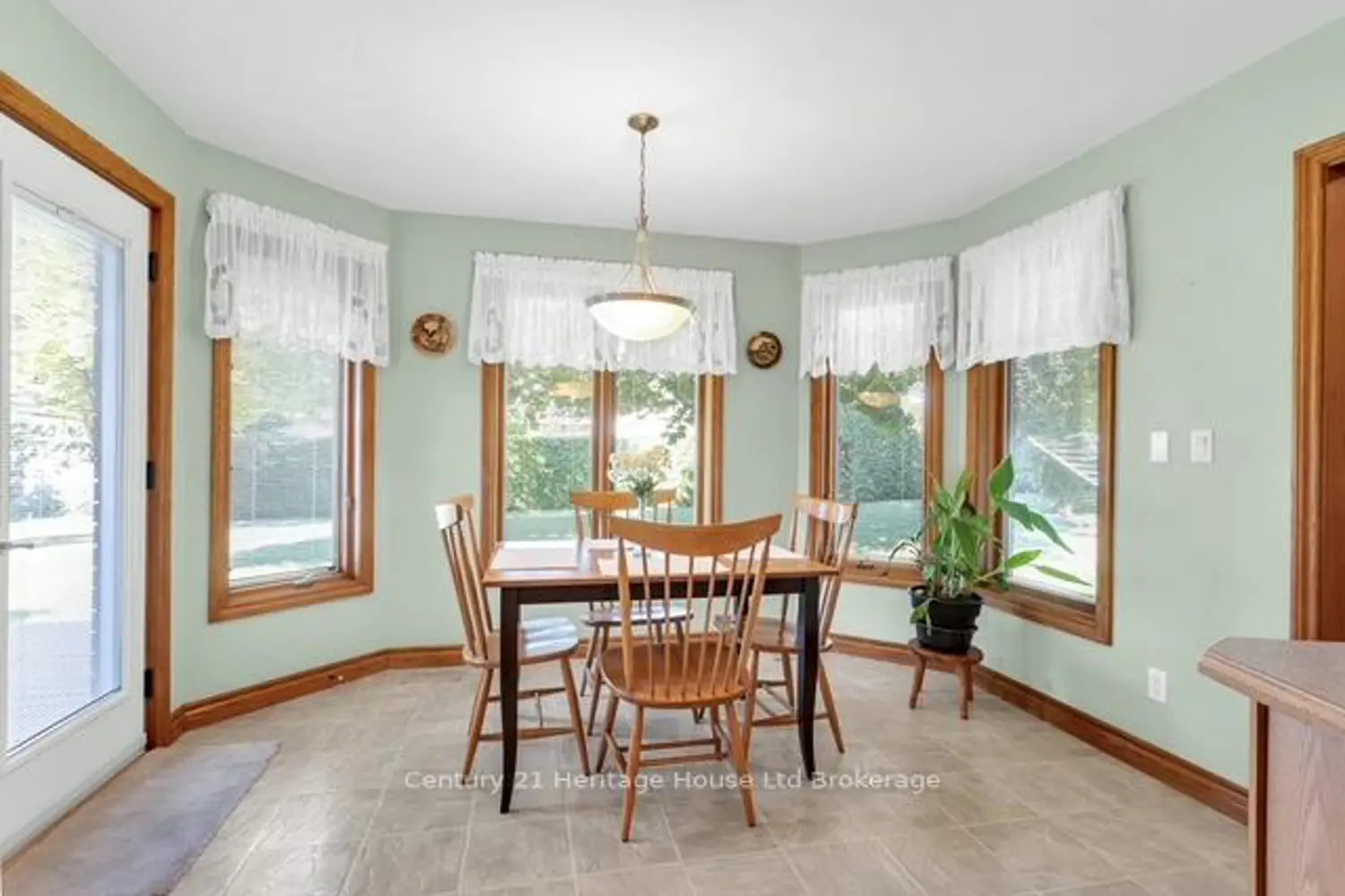 Additional image 5 of 5 Thomas Avenue