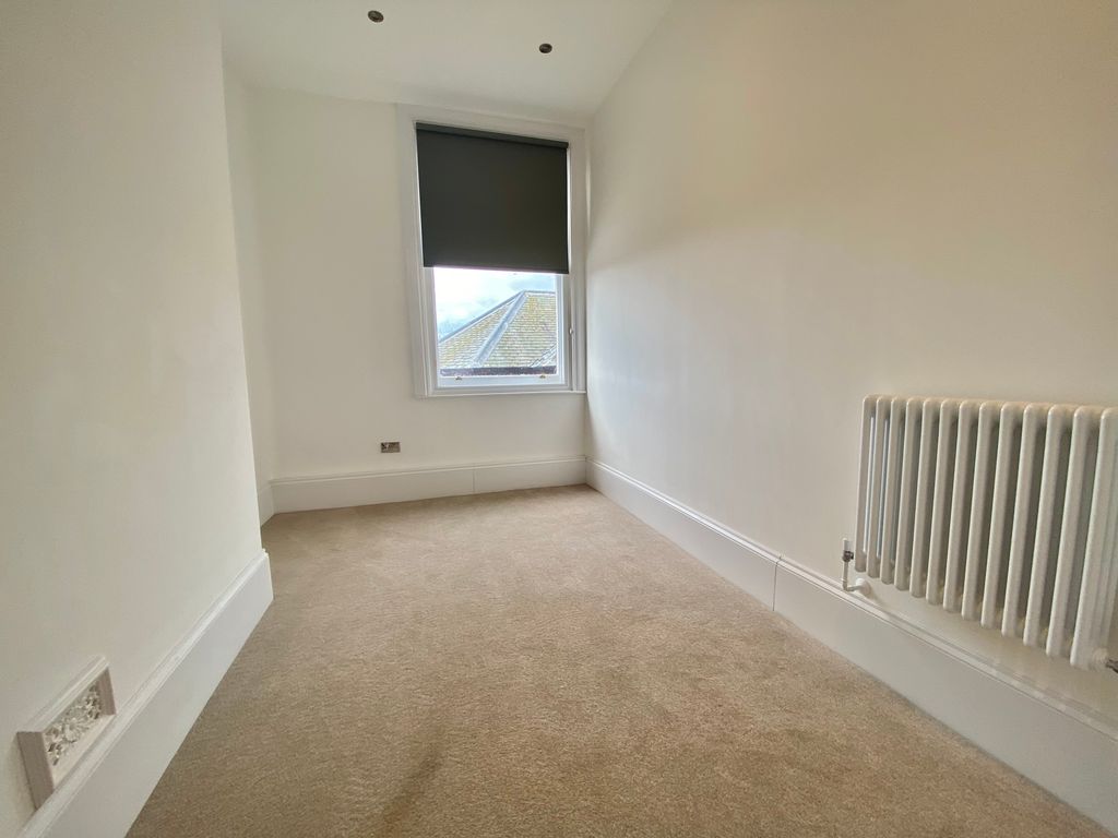 2 bed flat to rentSt. Marys Gate, Derby DE1 photo 5