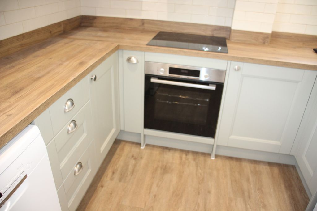 Additional image 3 of 3 bed cottage to rentRadley, Hungerford RG17