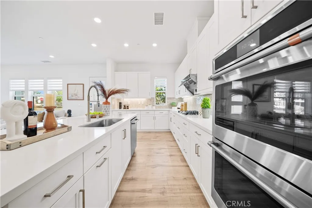 Additional image 18 of 102 Yugen, Irvine, CA 92618