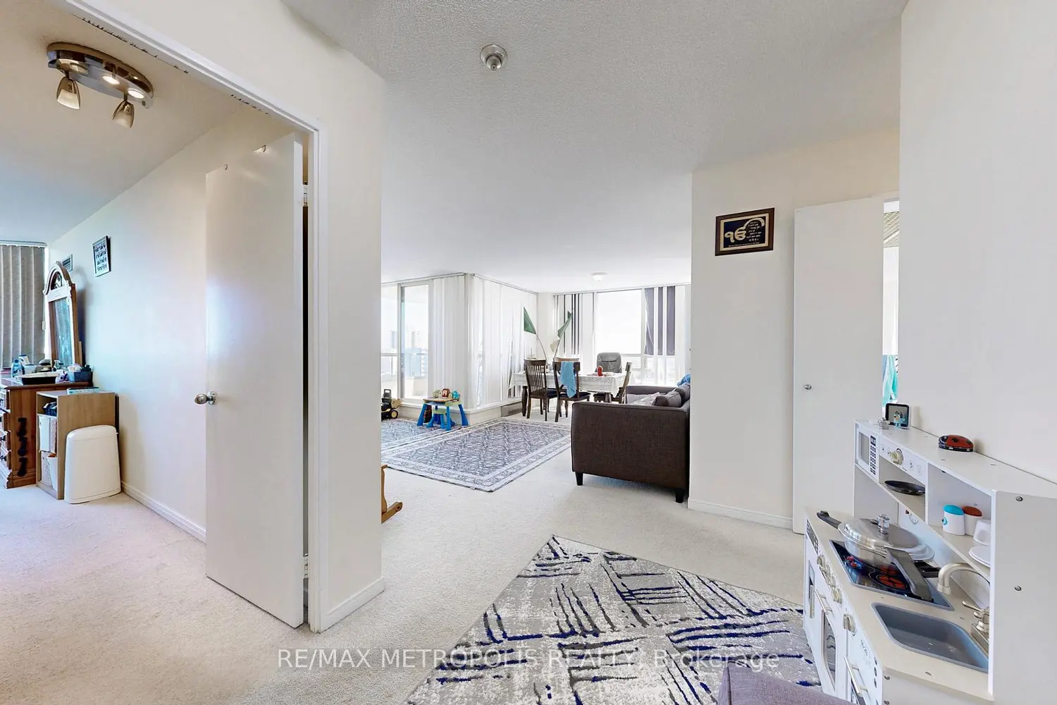 Additional image 6 of 75 King Street 1202