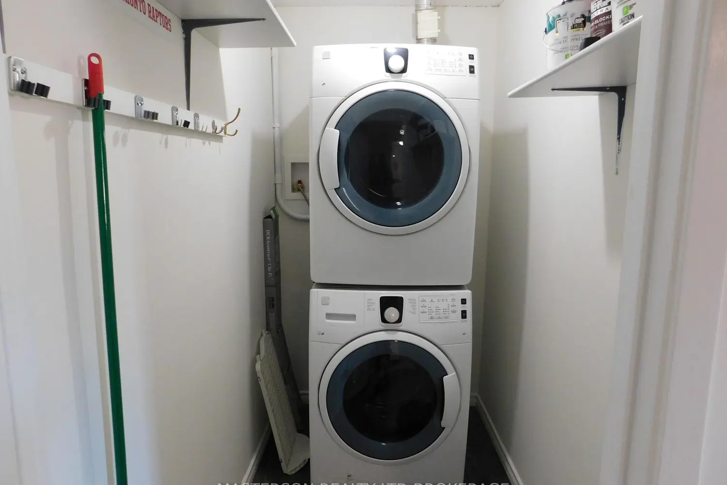 Additional image 11 of 4658 Drummond Road 328