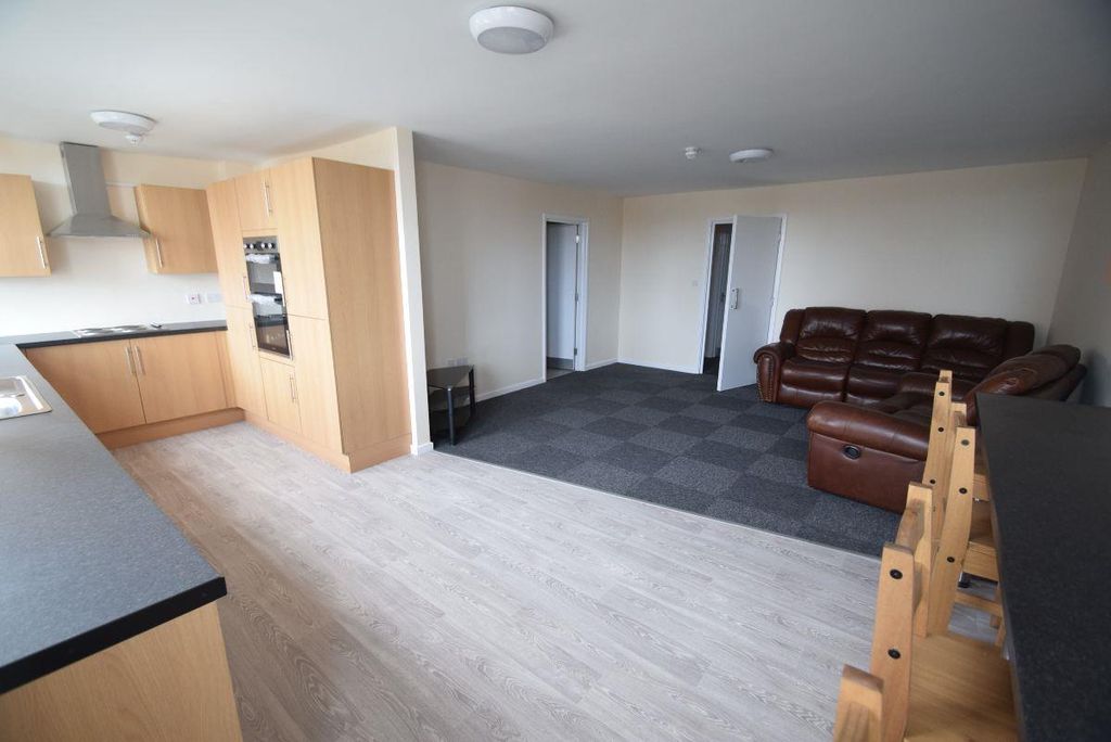 Additional image 3 of 6 bed flat to rentBellmans Yard, High Street, Newport TF10