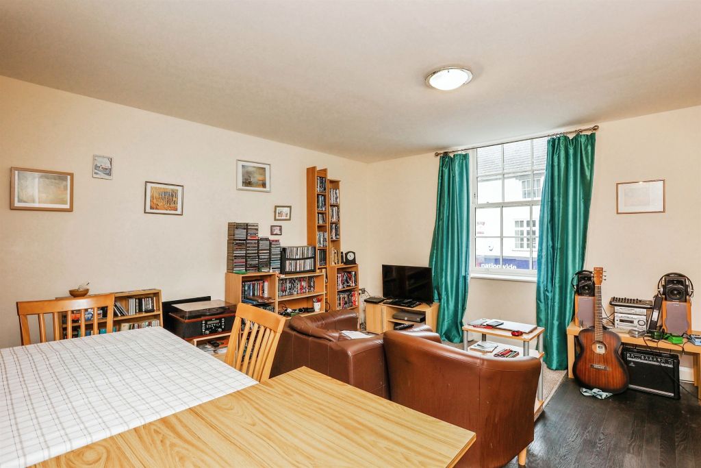 Additional image 7 of 3 bed flat to rentHigh Street, Melton Mowbray LE13