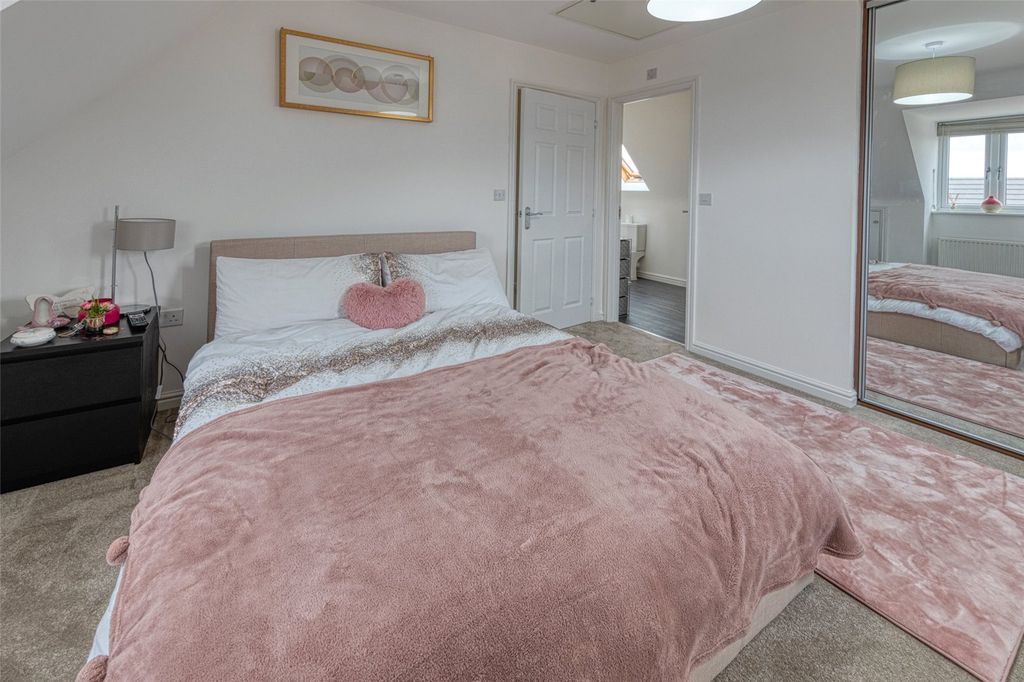 Additional image 18 of 5 bed detached house to rentMonastery Close, Lawley Village, Telford, Shropshire TF4