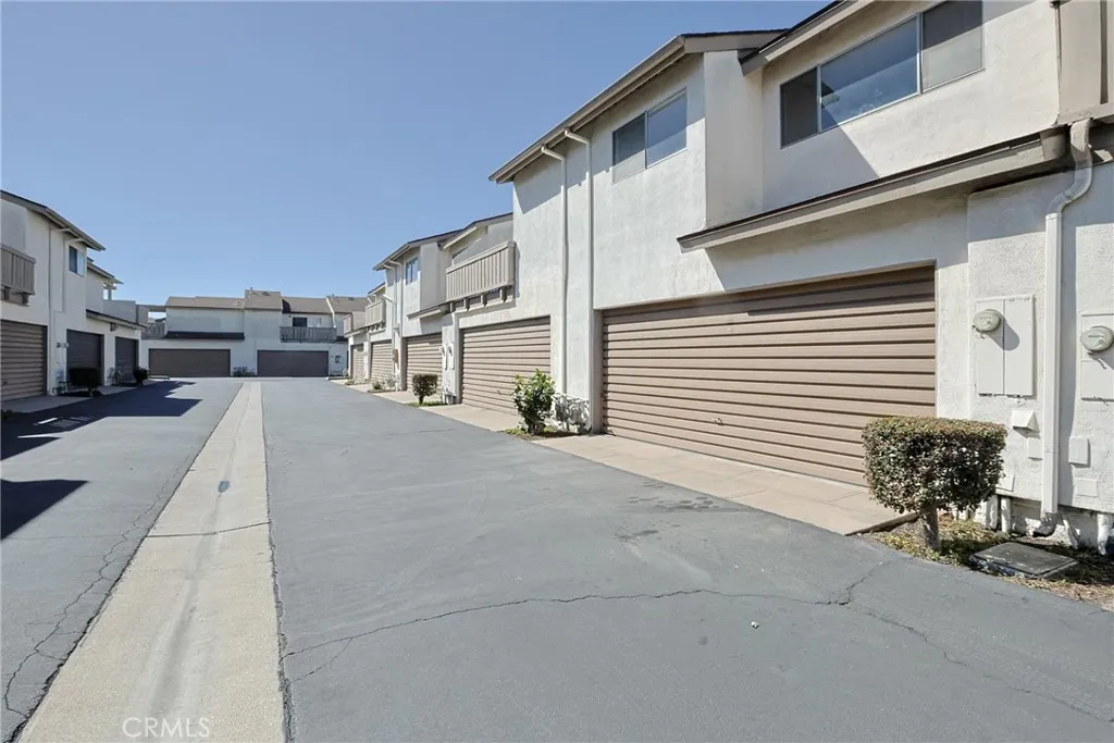 Additional image 33 of 5106 W 1st St, Santa Ana, CA 92703