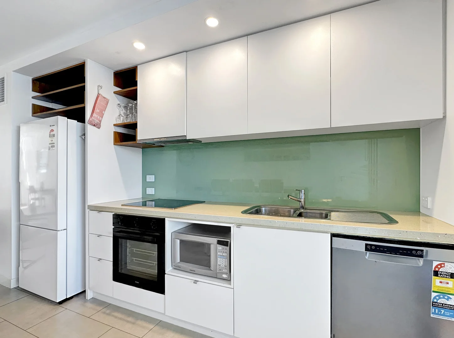 Additional image 6 of 4305/146 Sooning St 'One Bright Point', Nelly Bay QLD 4819