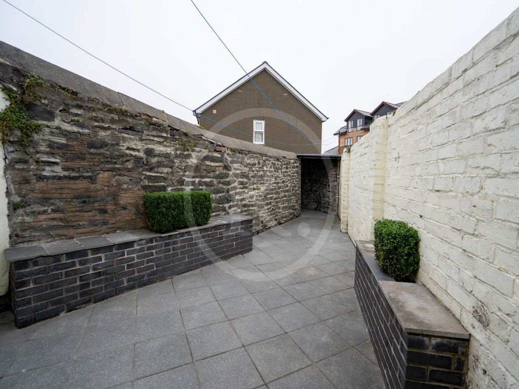 Additional image 31 of 6 bed semi-detached house to rentWestern Villa, Trefechan, Aberystwyth SY23