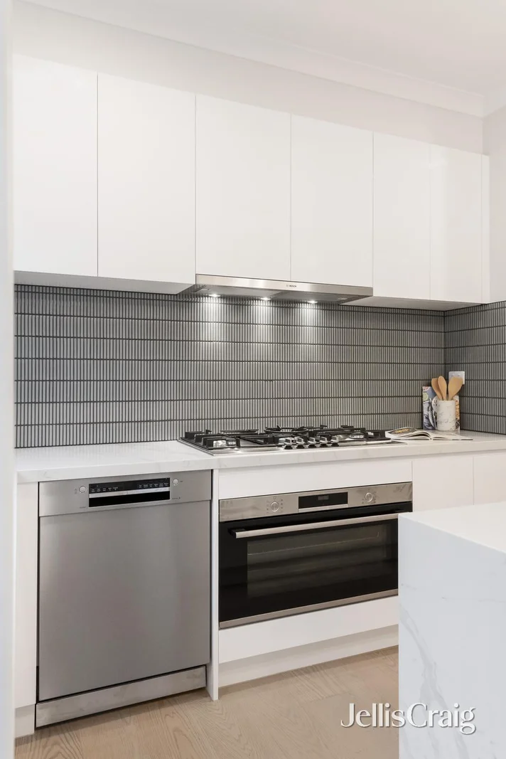 Additional image 5 of 2A Aranga Crescent, Donvale VIC 3111