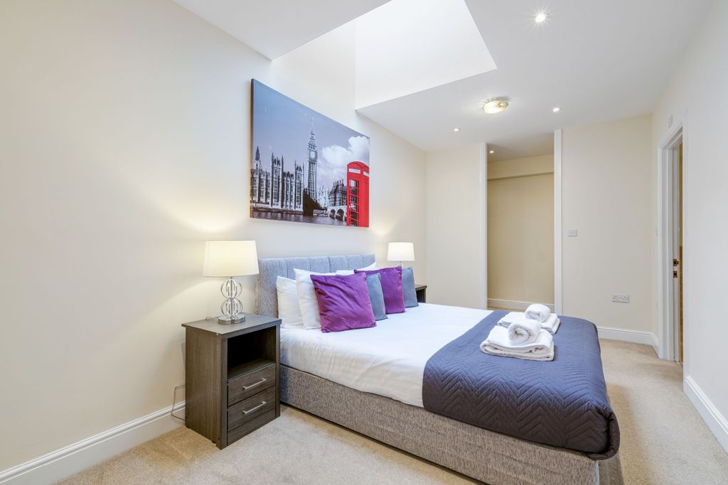 Additional image 11 of 3 bed flat to rentQueen Street, Maidenhead SL6