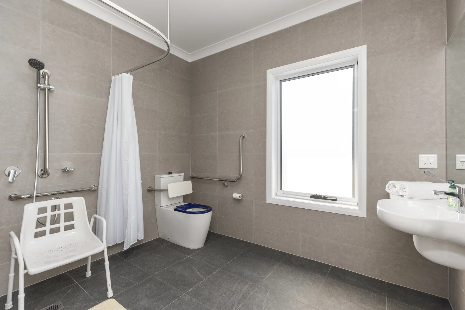 Additional image 5 of 13 Yulong Street, Glenfield Park NSW 2650