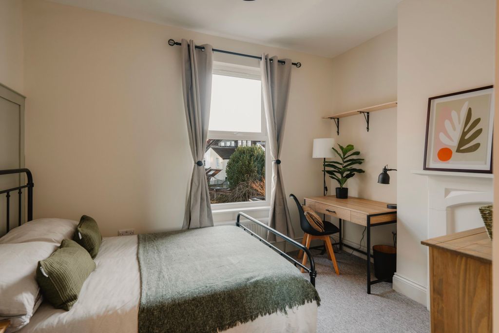 Additional image 40 of 5 bed detached house to rentNevil Road, Bristol BS7