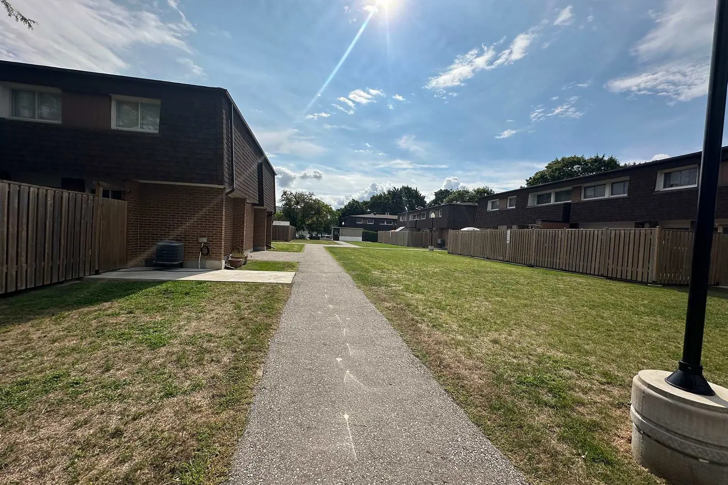 Additional image 19 of 16 Litchfield Court 115