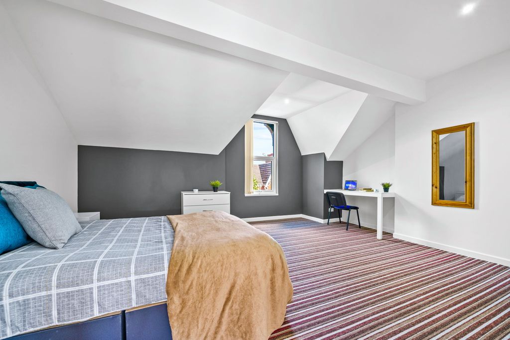 Additional image 7 of 7 bed shared accommodation to rentBernard Street, Swansea SA2