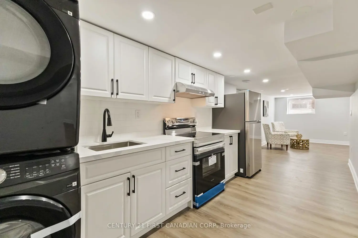 Additional image 16 of 122 Windsor Crescent