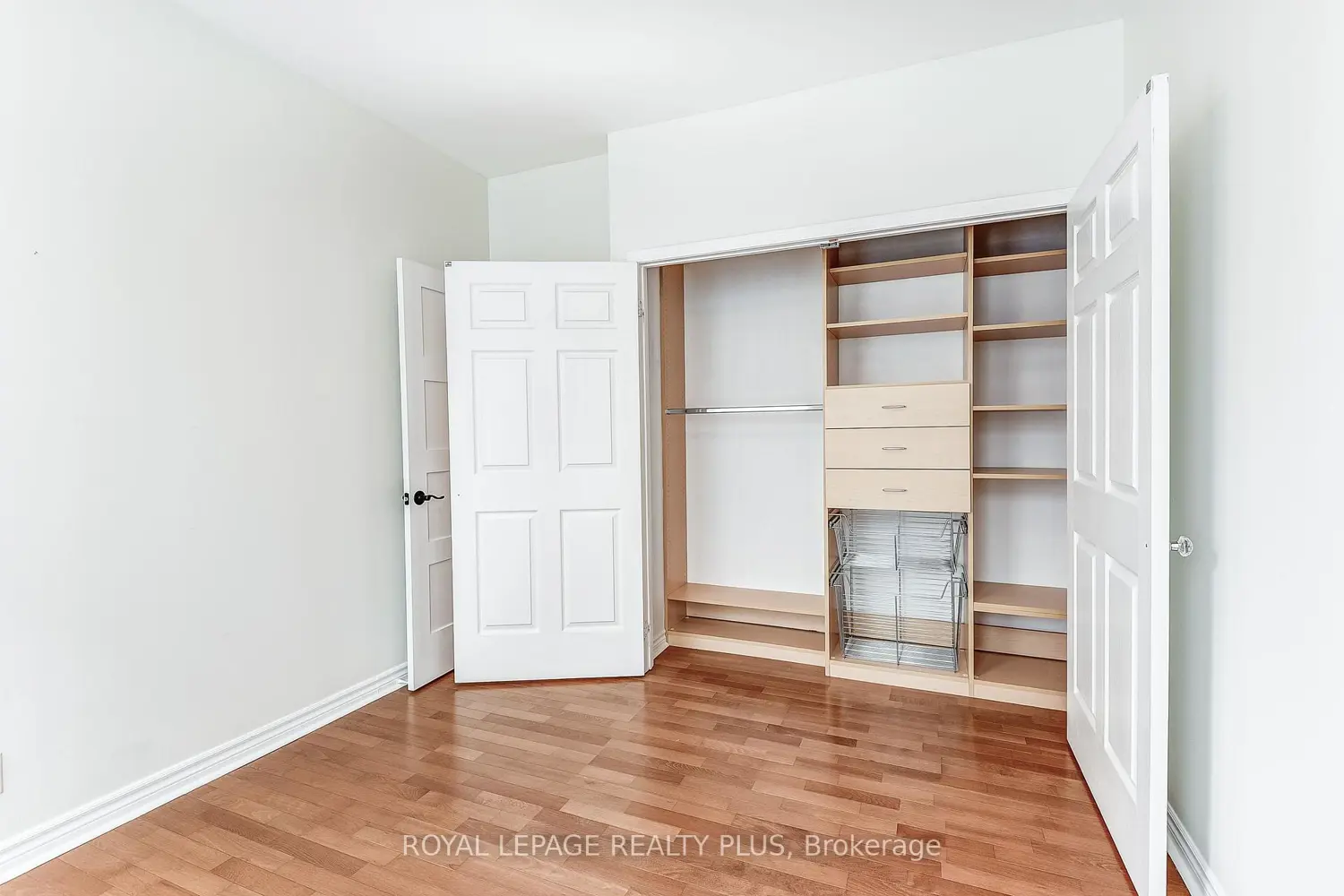 Additional image 18 of 980 Yonge Street 715