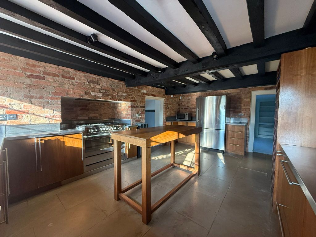 Additional image 4 of 5 bed country house to rentBrinkworth, Chippenham SN15