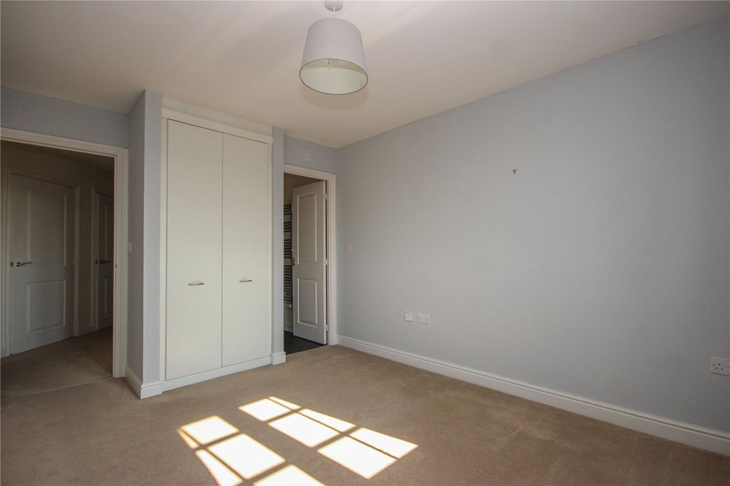 2 bed shared accommodation to rentDanby Street, Cheswick Village, Bristol BS16 photo 5