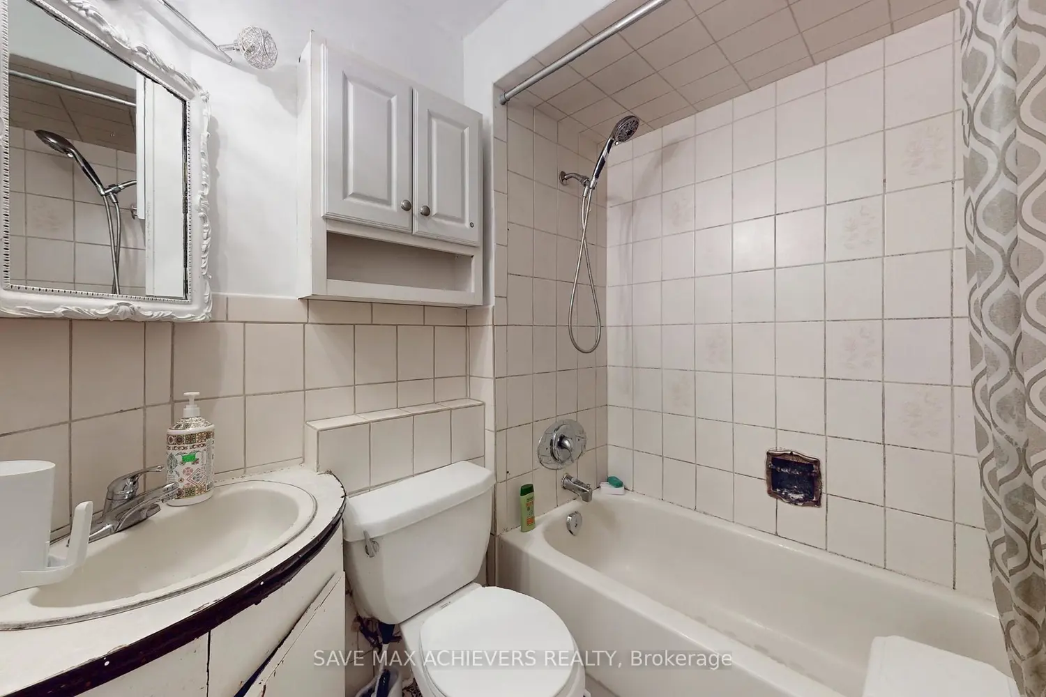 Additional image 17 of 43 Normanhurst Avenue